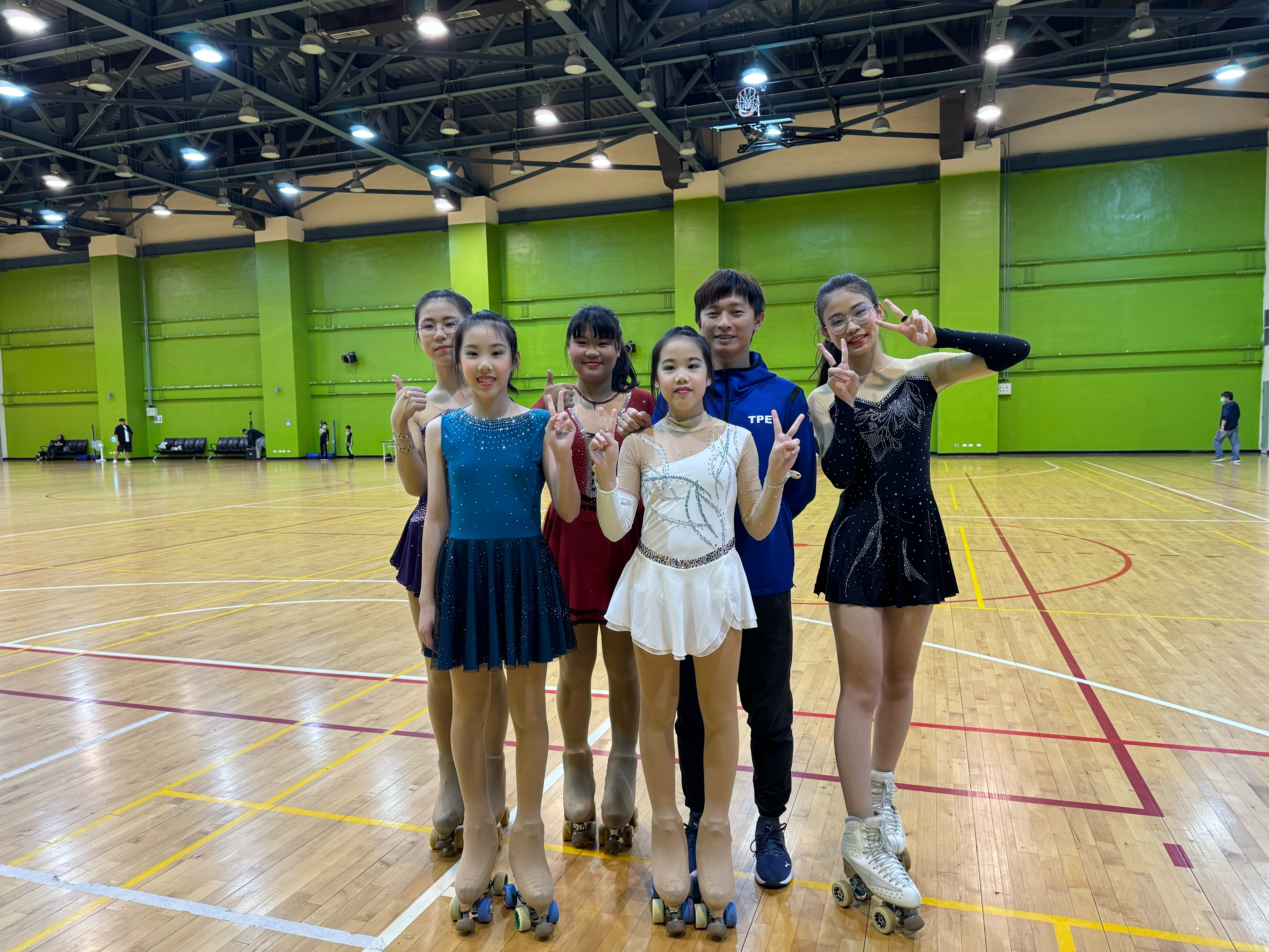 本校花式溜冰隊參加113學年度第46屆中正盃全國溜冰錦標賽榮獲團體總錦標第一名